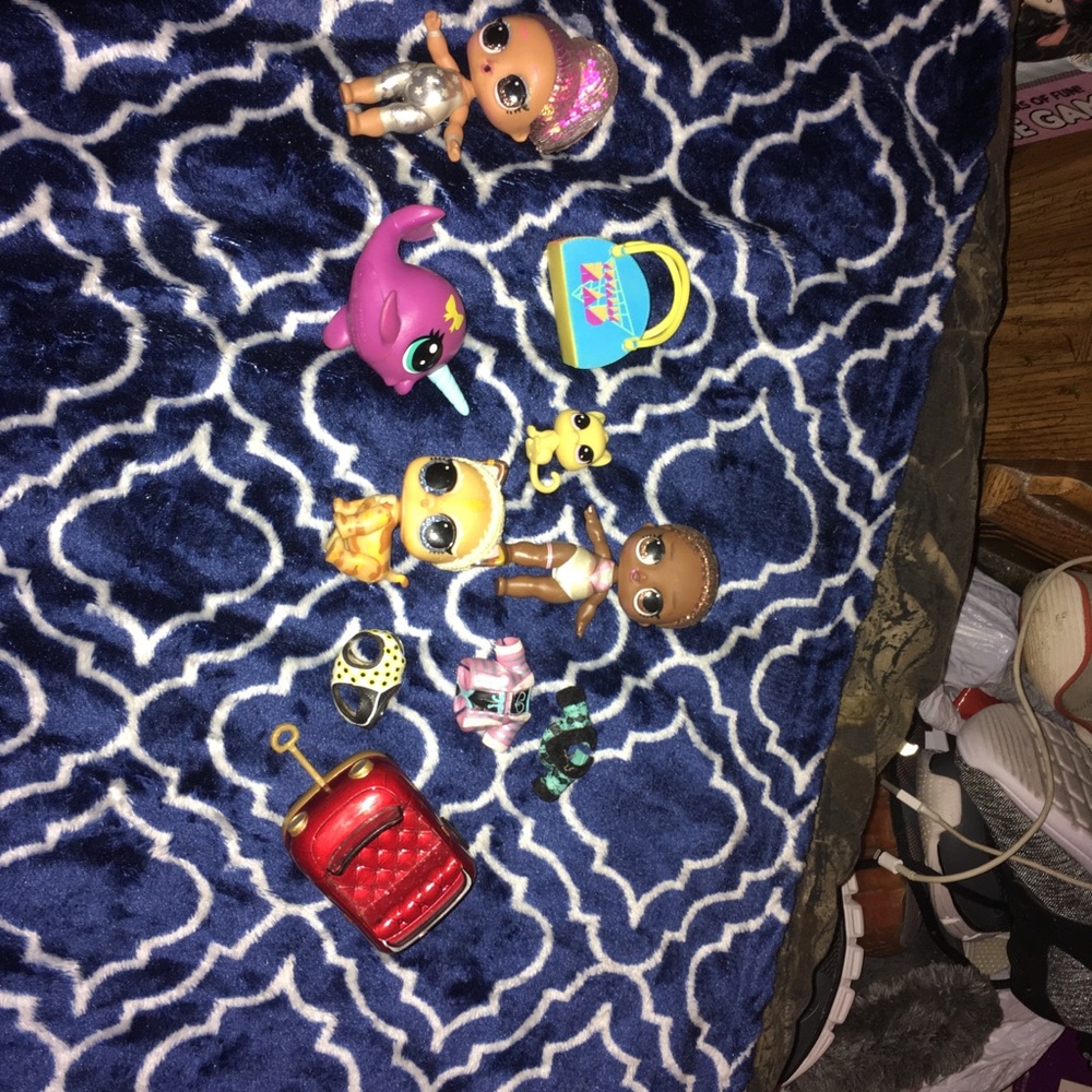 Lol - Picture 2 of 2
